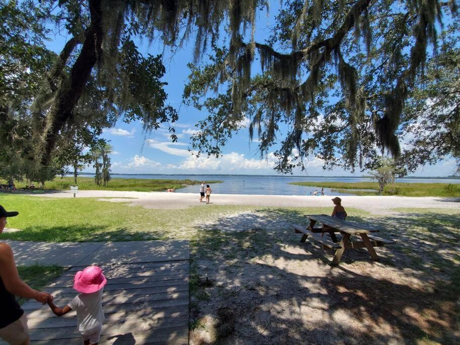 Beautiful Cottage Near Lake Louisa & Mins From Disney, Vehicle Rental Available Clermont Bagian luar foto