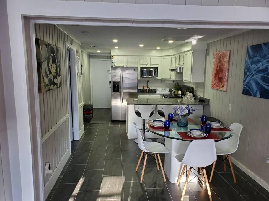 Beautiful Cottage Near Lake Louisa & Mins From Disney, Vehicle Rental Available Clermont Bagian luar foto