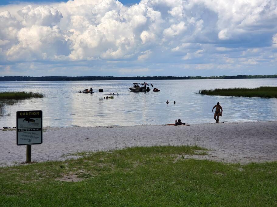 Beautiful Cottage Near Lake Louisa & Mins From Disney, Vehicle Rental Available Clermont Bagian luar foto
